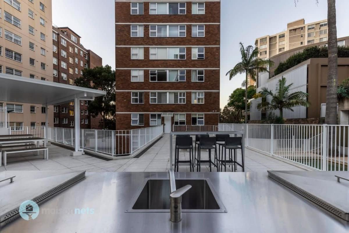 Studio Apt With Parking Balcony & Water Views 시드니 외부 사진